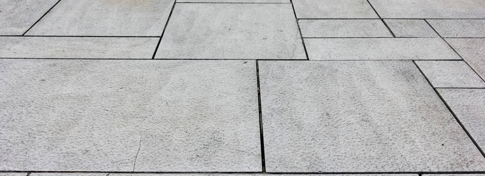 Porcelain Patios Installation in Bedfordshire