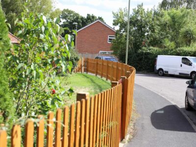 Fence repair costs in Luton