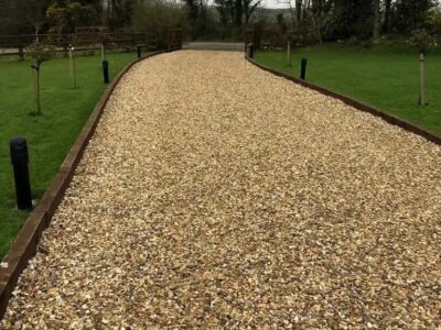 Gravel driveway installation